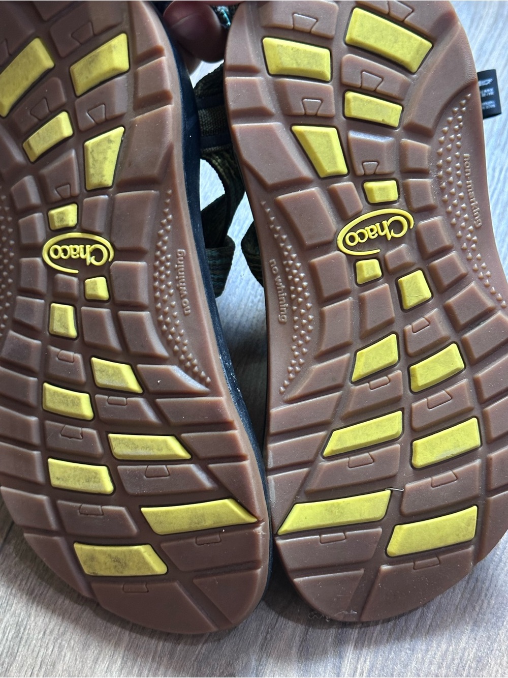 Chaco Kids Z/1 Classic Sport Sandals Olive Green Striped Size US 3 Youth - Picture 6 of 6